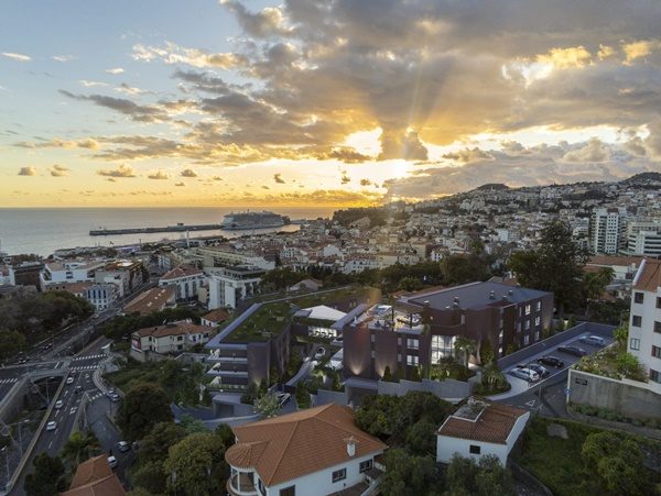 T2 Apartment in Santa Luzia, Funchal — photo 28 of 29