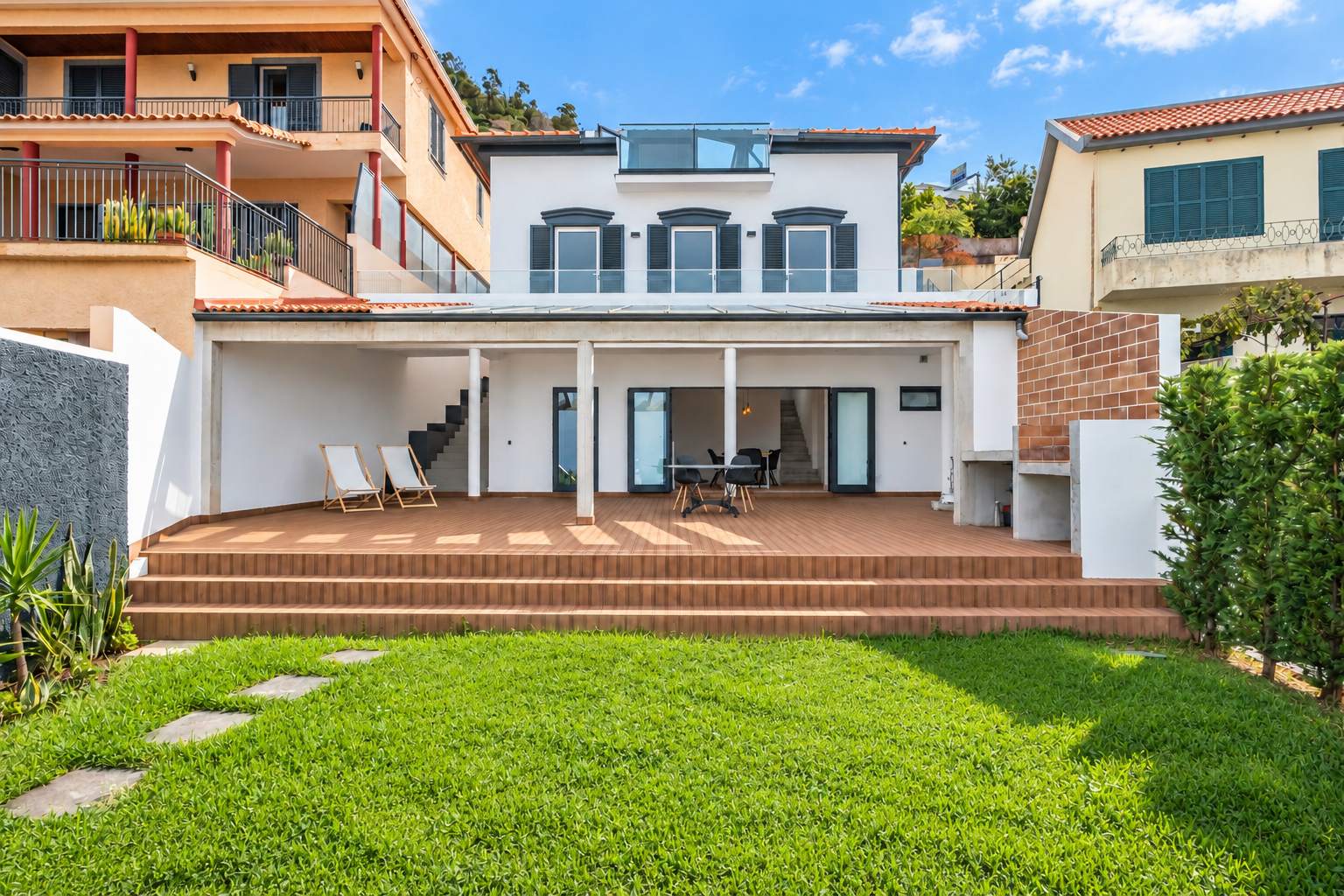 T6 House in São Gonçalo, Funchal, Renovated 2024 — photo 2 of 30