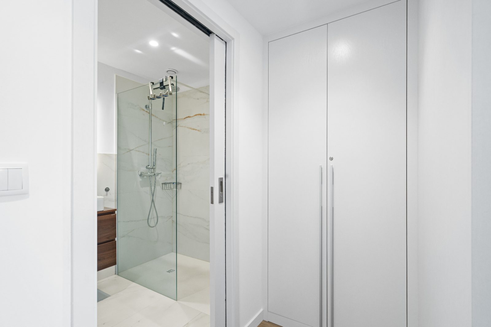 Atlantic Pearl Suite, Câmara de Lobos — photo 15 of 19